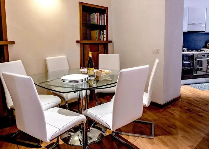 Callimaco Domus Apartment