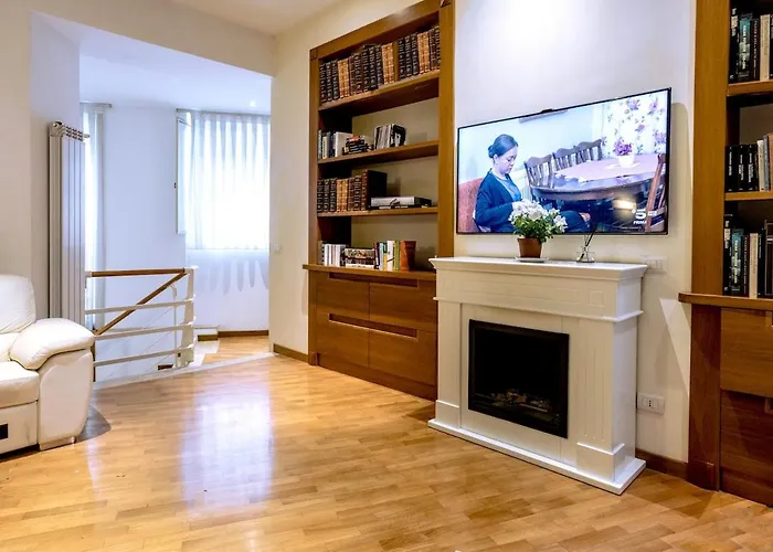 Callimaco Domus Apartment *
